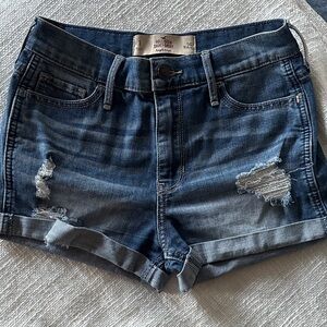 Hollister Short-Short Blue Jean Shorts. Size 25